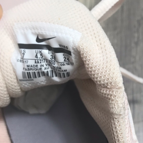 NWT Nike Tessen WMNS - Picture 8 of 8